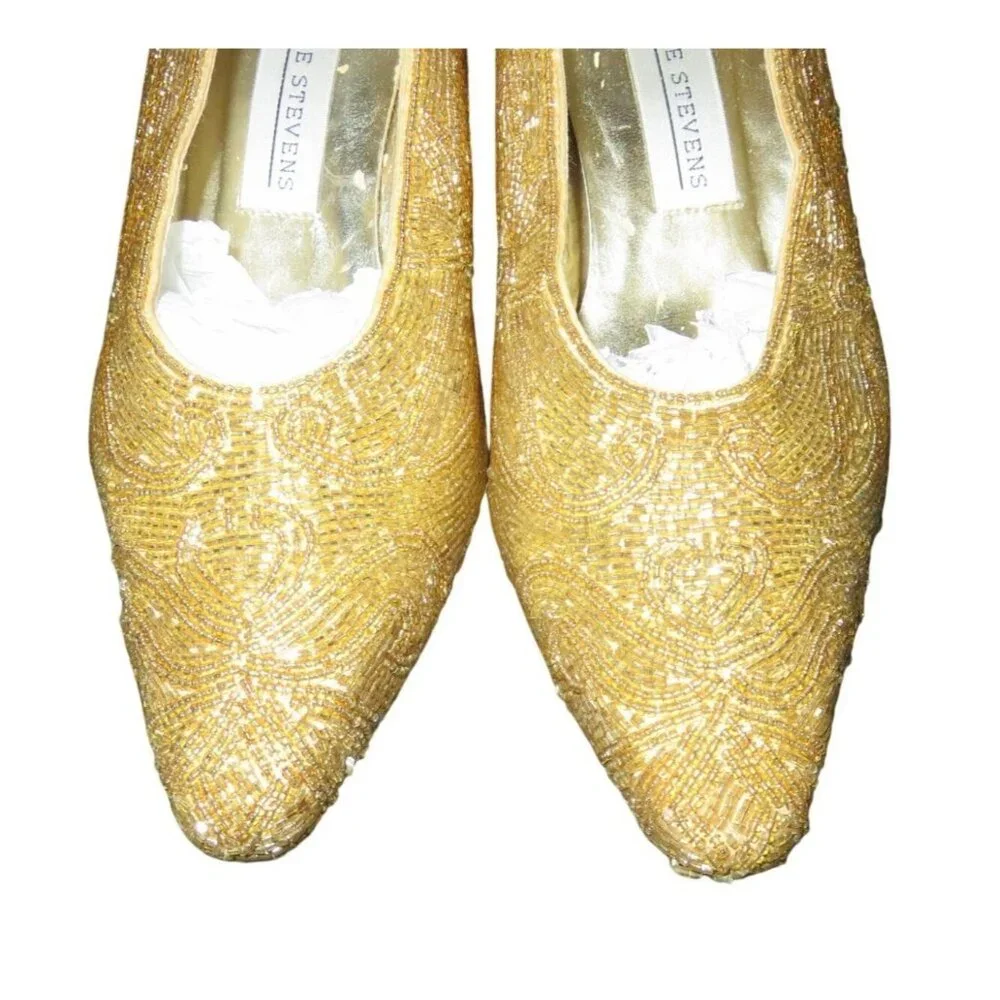 Valerie Stevens Veronica Gold Beaded Leather Kitten Heel Closed Toe Pumps